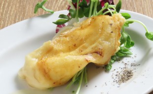 スカモルツァチーズのステーキ